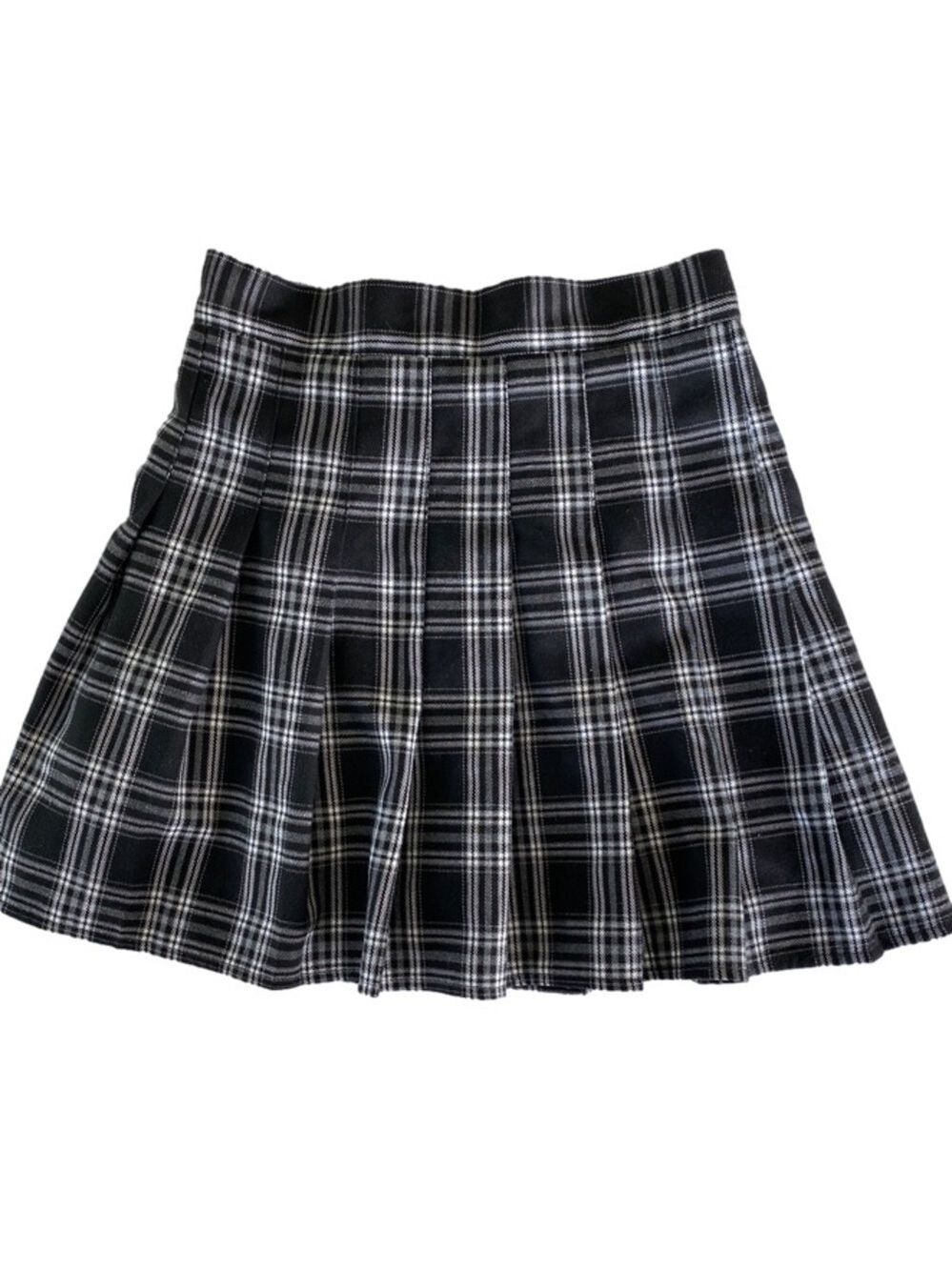 SANGTREE Child’s Skort Black Plaid Size 160